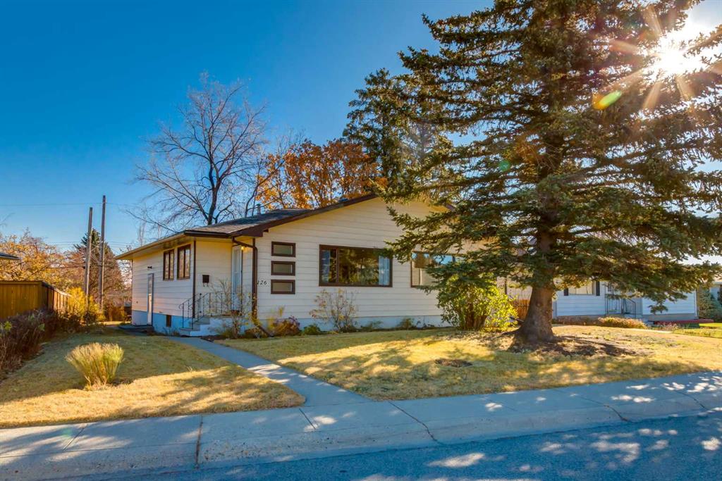 Picture for 126 &amp; 128 Winston Drive SW