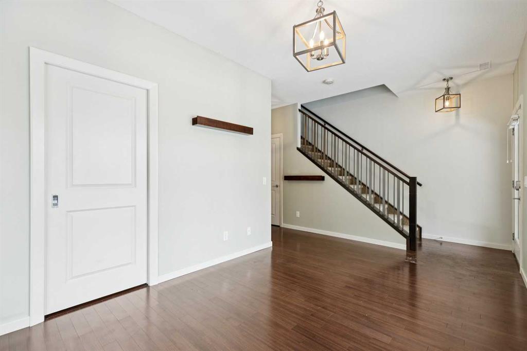 Picture for 303 Valley Ridge Manor NW