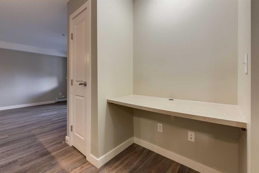 Picture for 301, 108 Country Village Circle NE