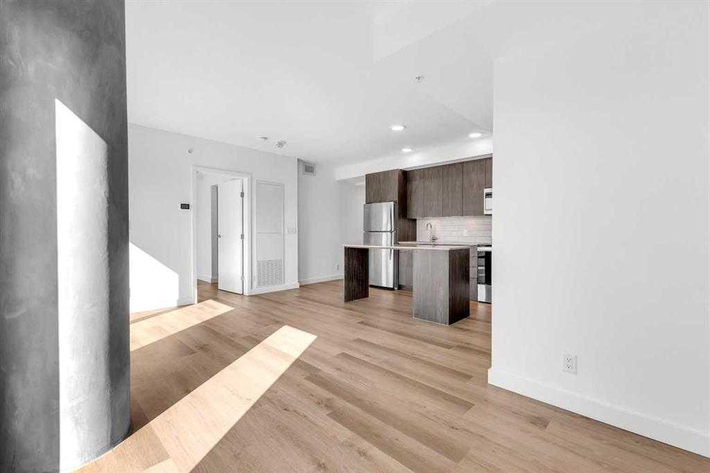 Picture for 1313, 123 4 Street NE