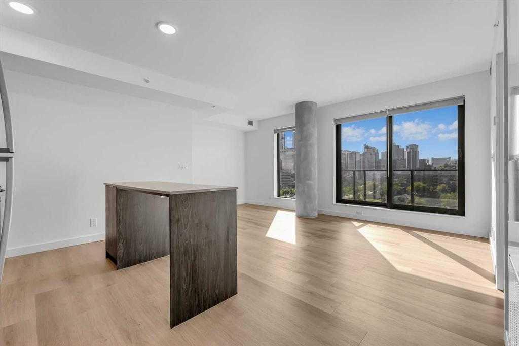 Picture for 1313, 123 4 Street NE