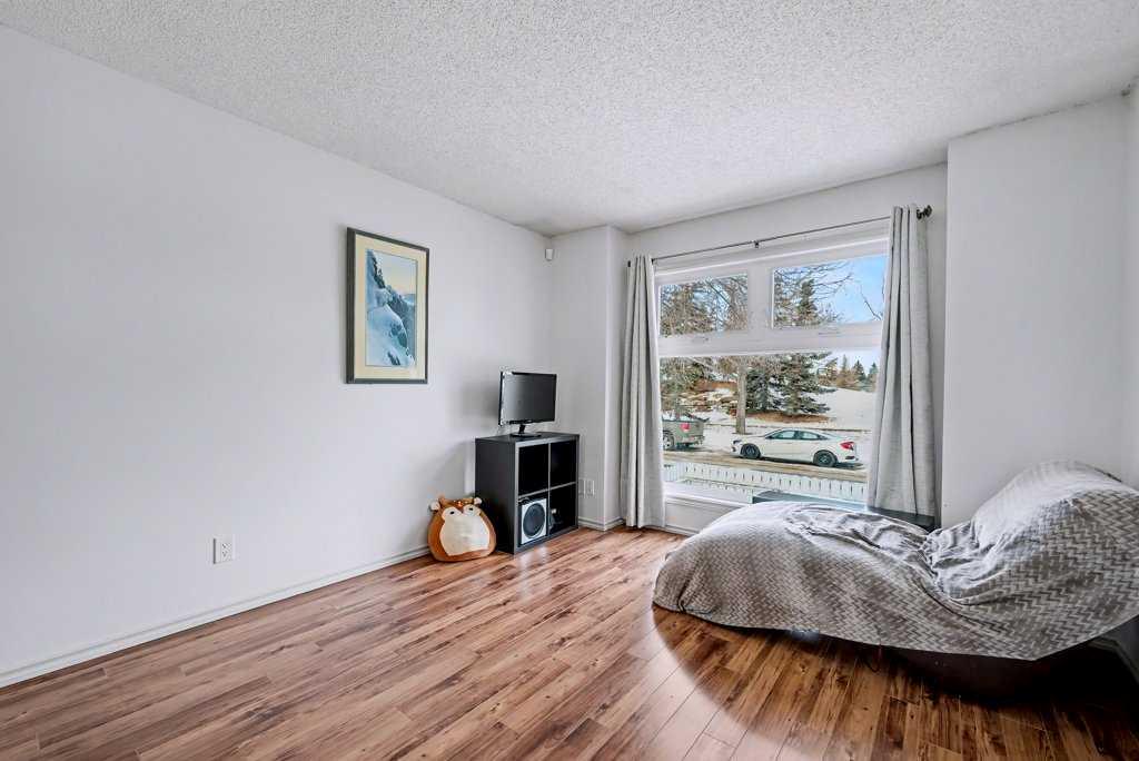 Picture for 29 Erin Green Way SE