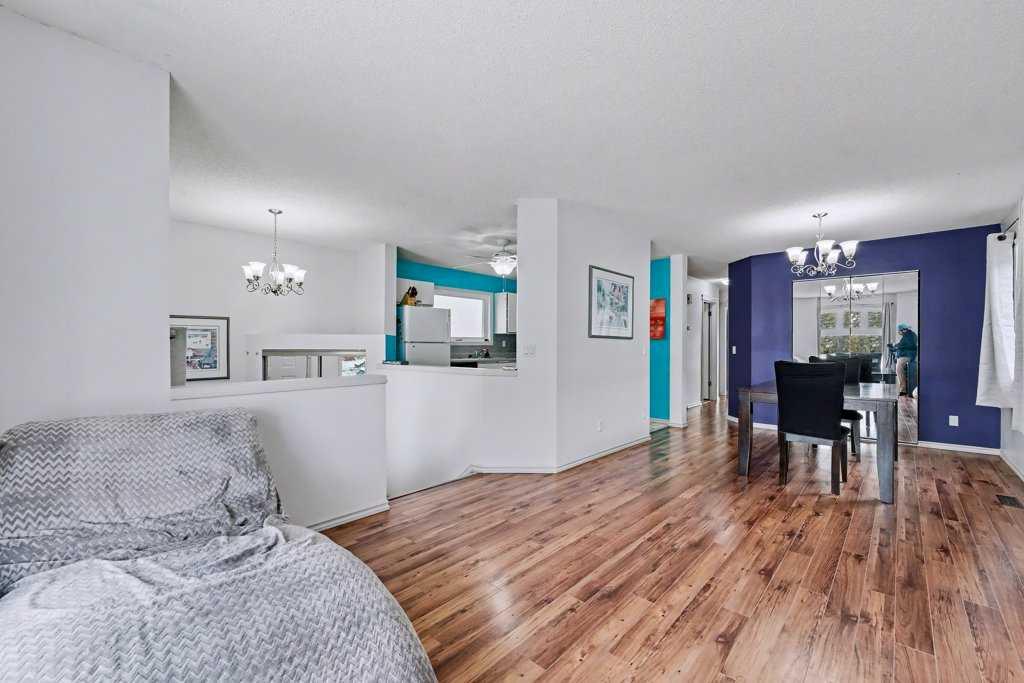 Picture for 29 Erin Green Way SE