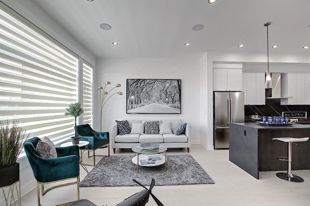 Picture for Unit 2, 940 38th Street SW