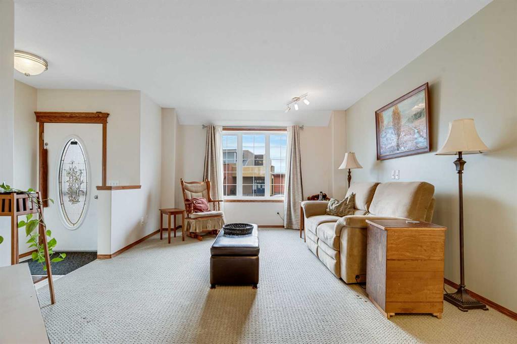 Picture for 112 6 Avenue 