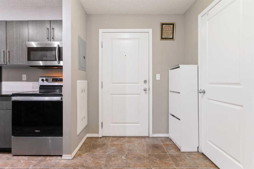 Picture for 203, 5 Saddlestone Way NE