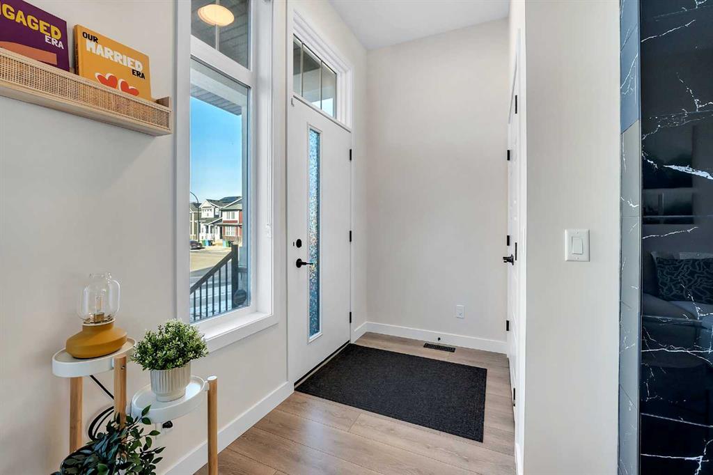 Picture for 11 Marmot Way NW