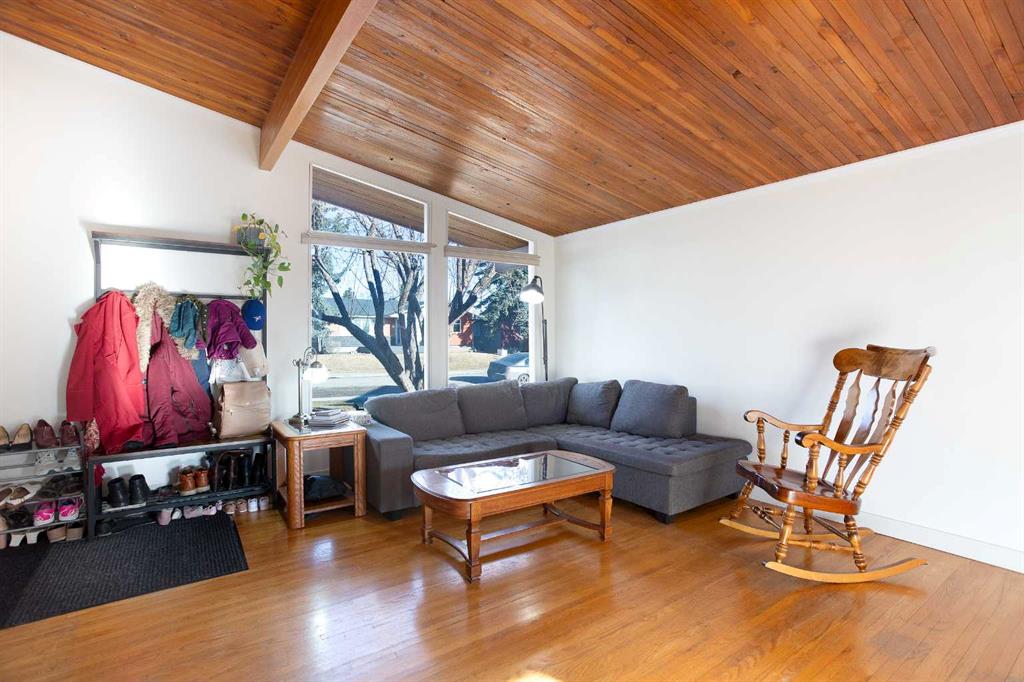 Picture for 819 Seymour Avenue SW