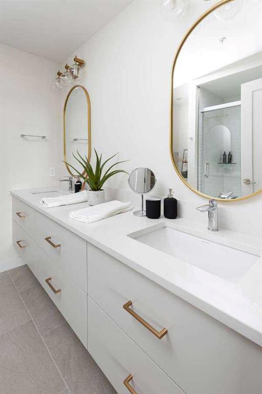 Picture for 303, 102 Scenic Drive N