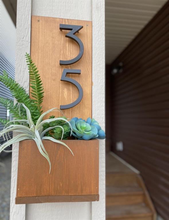 Picture for 35 Emberside Garden 