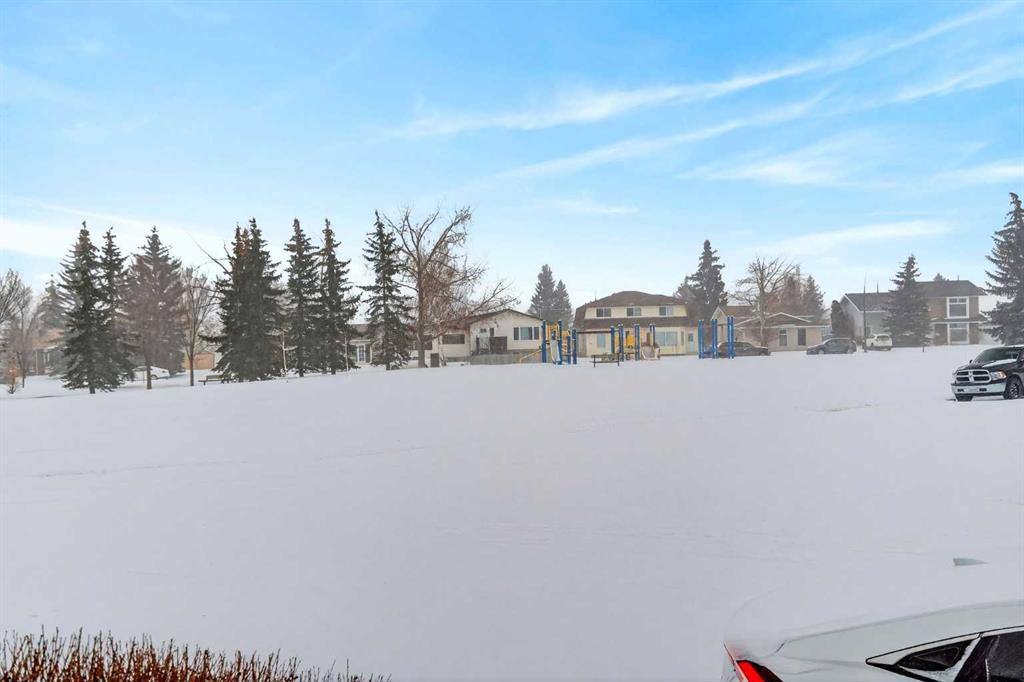 Picture for 82 Ranchero Rise NW