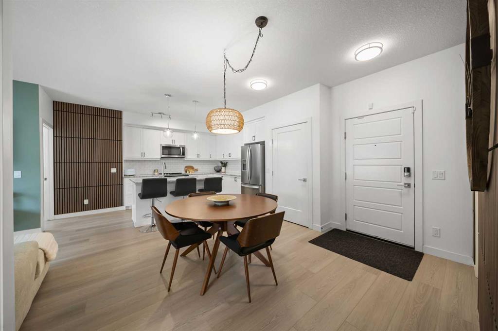 Picture for 113, 100 Auburn Meadows Manor SE