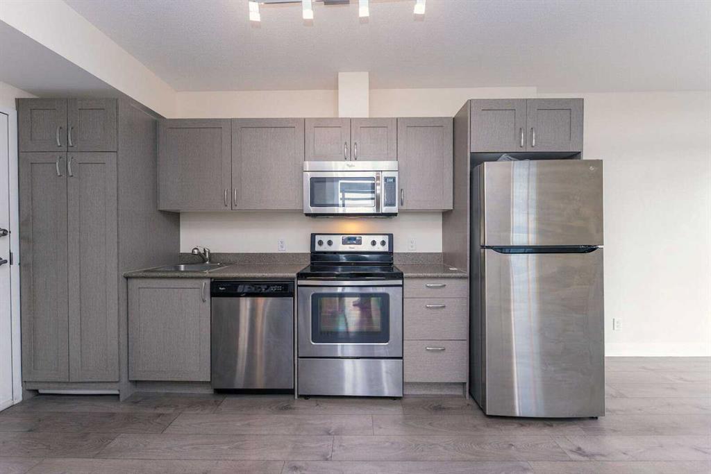 Picture for 501, 30 Brentwood Common NW