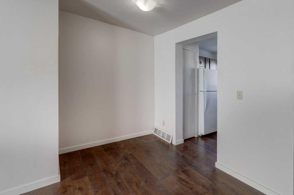 Picture for 33, 64 Whitnel Court NE