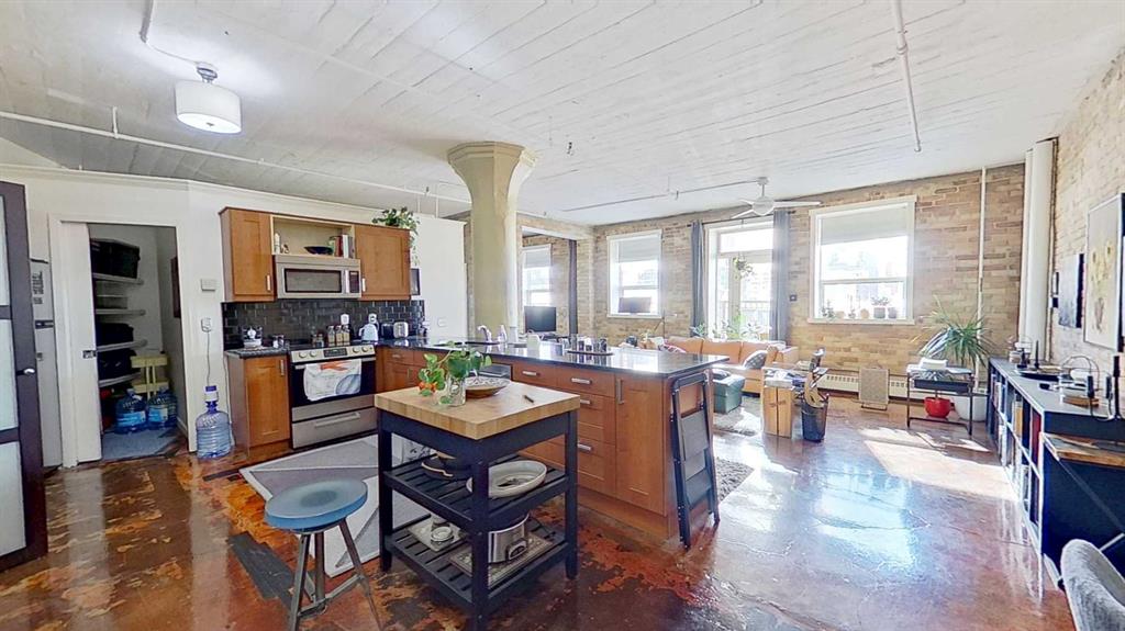 Picture for 409, 240 11 Avenue SW