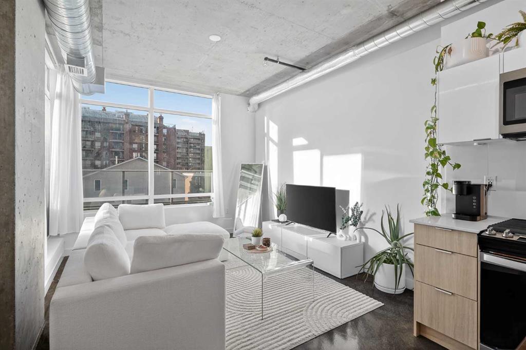 Picture for 203, 1319 14 Avenue SW