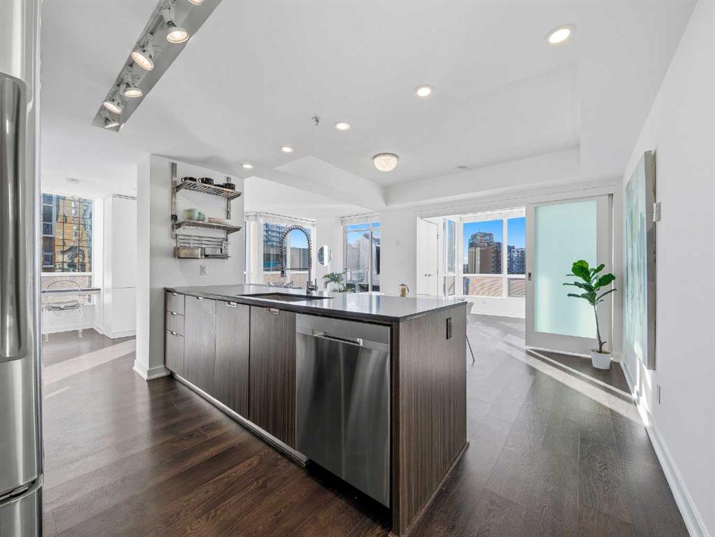 Picture for 1011, 626 14 Avenue SW