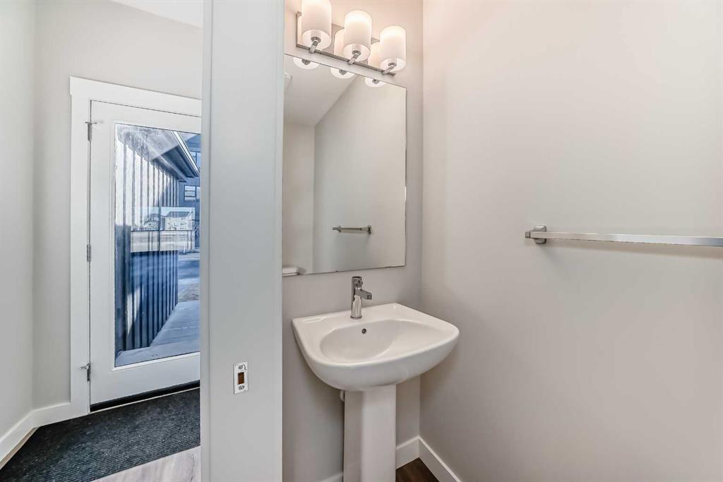 Picture for 3112, 55 Lucas Way NW