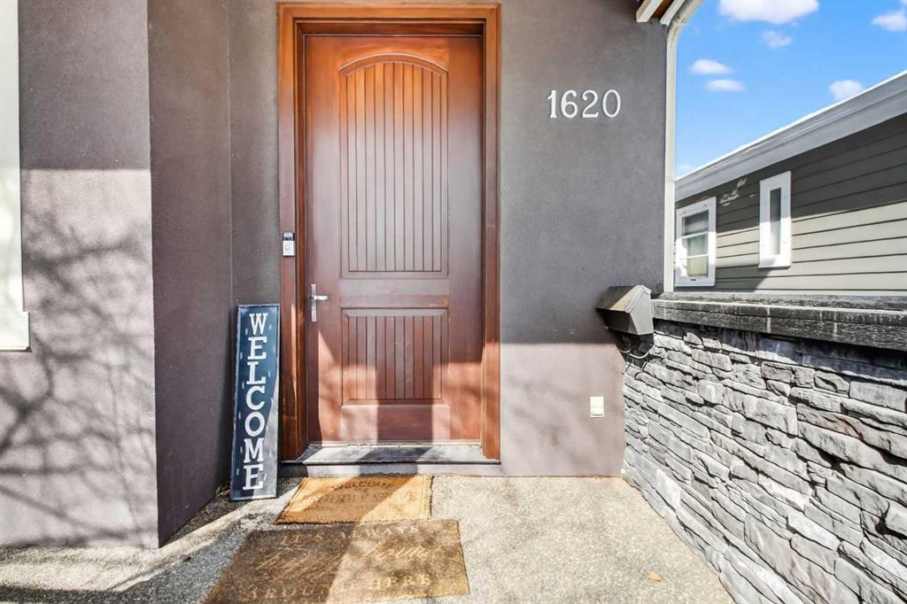 Picture for 1620 18 Avenue NW