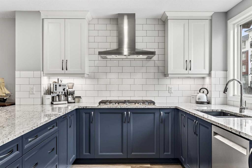 Picture for 322 Masters Row SE