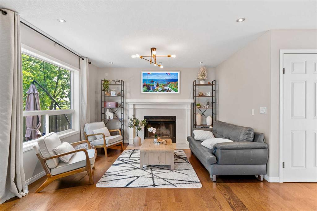 Picture for 95 Sierra Nevada Green SW