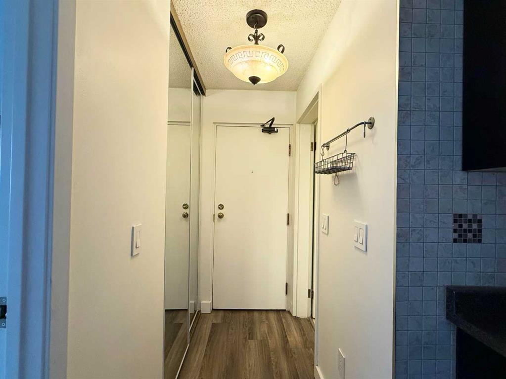 Picture for 2105, 13045 6 Street SW