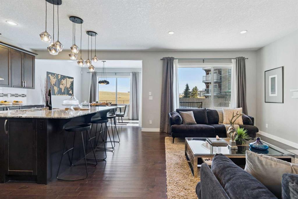 Picture for 66 Skyview Ranch Crescent NE