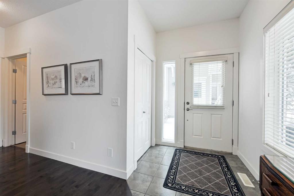 Picture for 706, 281 Cougar Ridge Drive SW