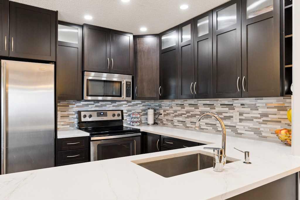 Picture for 202, 345 Rocky Vista Park NW