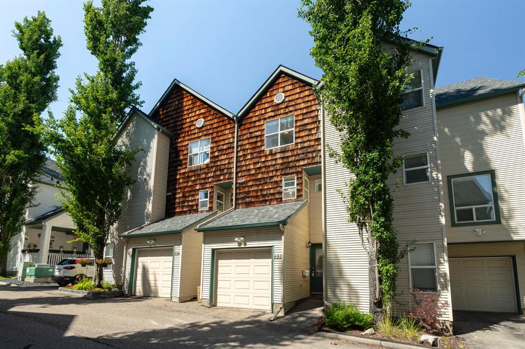Picture for 122 Bridlewood Lane SW