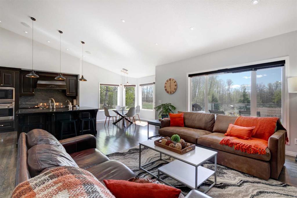 Picture for 224091 148 Avenue W