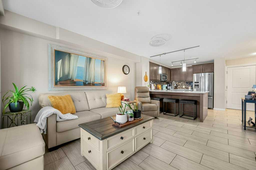 Picture for 3101, 402 Kincora Glen Road NW