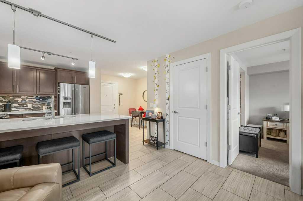 Picture for 3101, 402 Kincora Glen Road NW