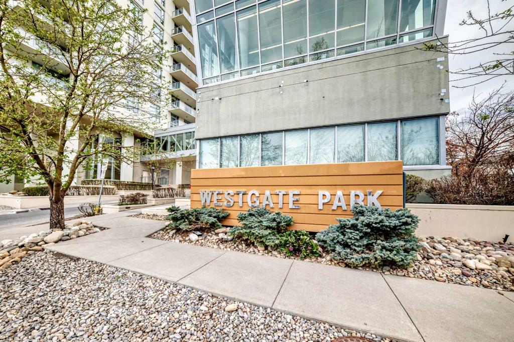 Picture for 1905, 99 Spruce Place SW