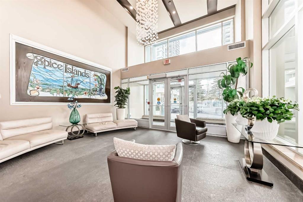 Picture for 1905, 99 Spruce Place SW