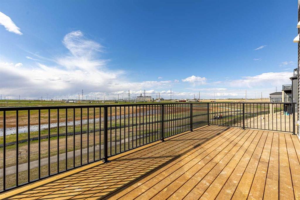 Picture for 127 Corner Glen Grove NE