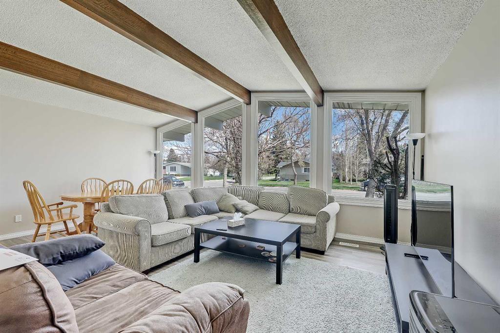 Picture for 1315 Northmount Drive NW