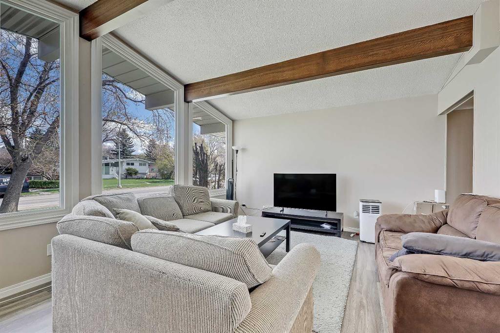 Picture for 1315 Northmount Drive NW