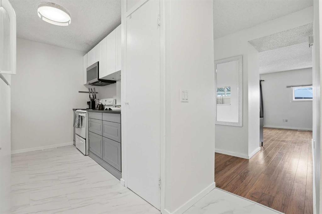 Picture for 13, 131 Templehill Drive NE