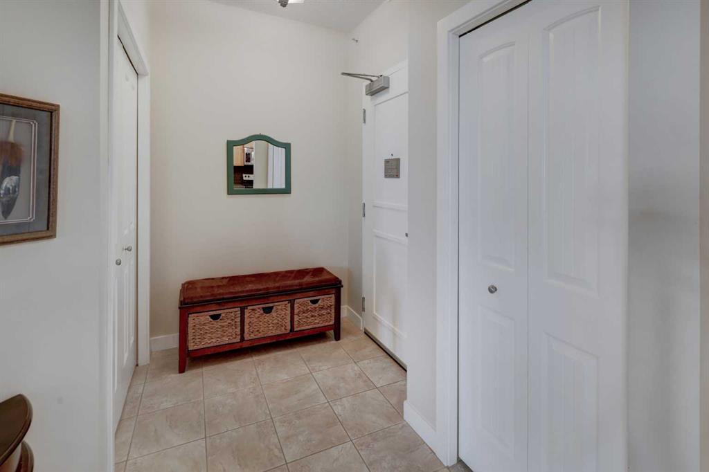 Picture for 301, 1005B Westmount Drive 