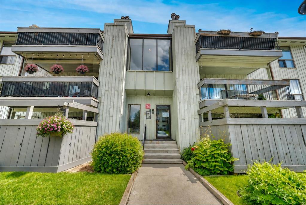 Picture for 322, 10120 Brookpark Boulevard SW