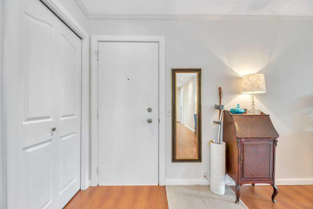 Picture for 322, 10120 Brookpark Boulevard SW