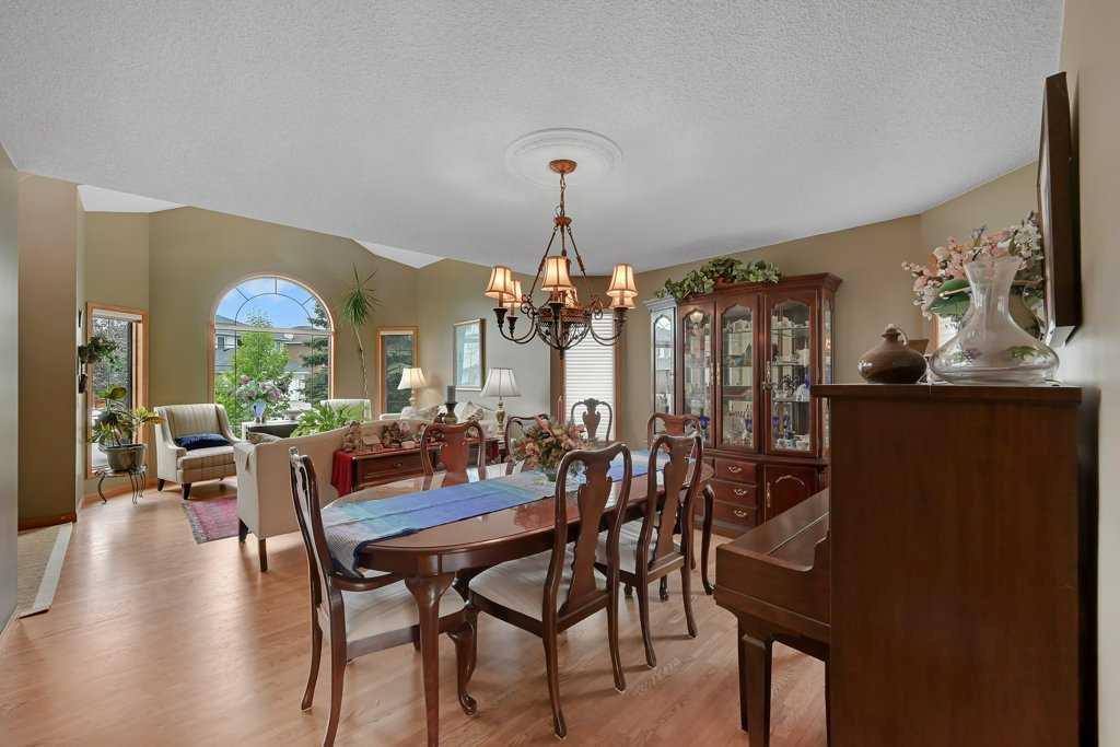 Picture for 158 Valley Glen Heights NW