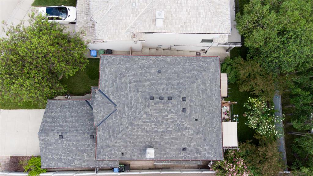 Picture for 210 Mt Douglas Court SE