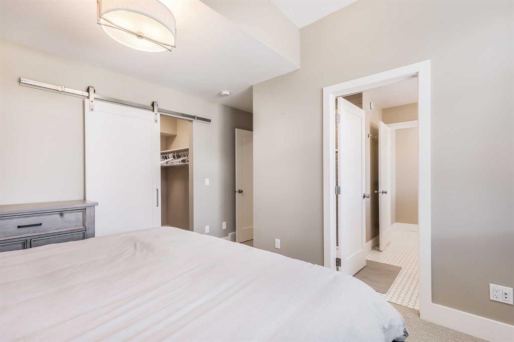 Picture for 104A, 1101 Three Sisters Parkway  https://www.cirrealty.ca/reb/creb/42/A2265242_20.jpg