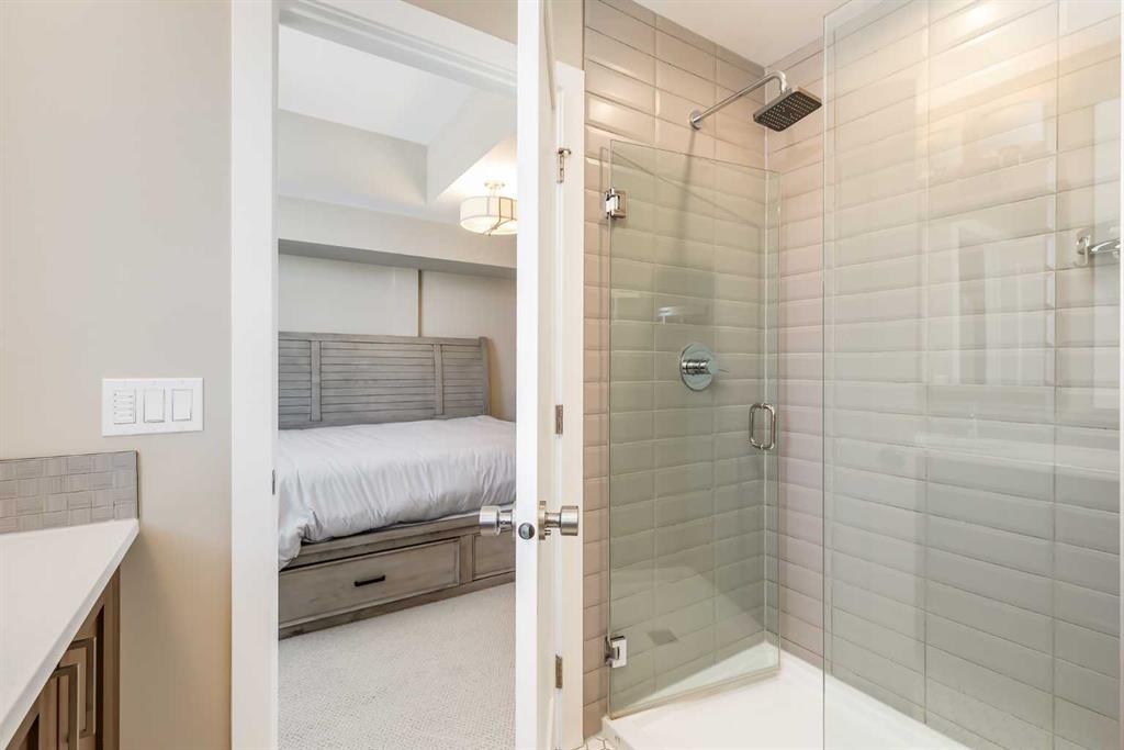 Picture for 104A, 1101 Three Sisters Parkway  https://www.cirrealty.ca/reb/creb/42/A2265242_22.jpg