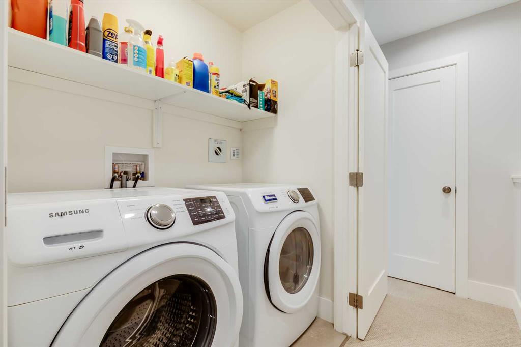 Picture for 104A, 1101 Three Sisters Parkway  https://www.cirrealty.ca/reb/creb/42/A2265242_30.jpg