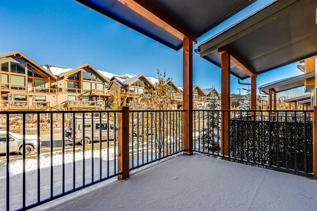 Picture for 104A, 1101 Three Sisters Parkway  https://www.cirrealty.ca/reb/creb/42/A2265242_8.jpg