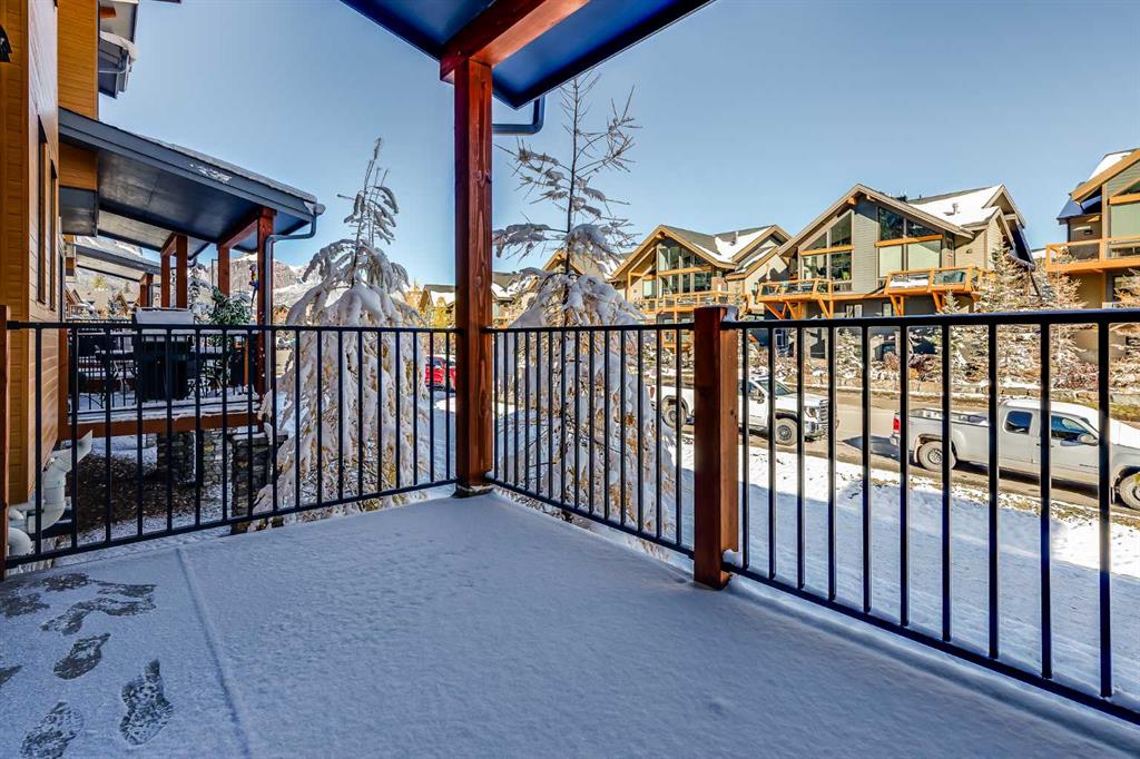 Picture for 104A, 1101 Three Sisters Parkway  https://www.cirrealty.ca/reb/creb/42/A2265242_9.jpg