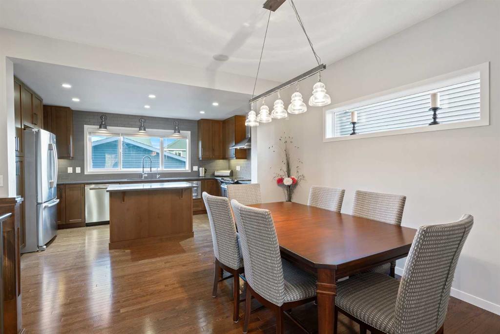 Picture for 219 River Heights Green S https://www.cirrealty.ca/reb/creb/42/A2265442_10.jpg